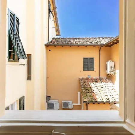 Your Tuscan Escape Apartment Lucca