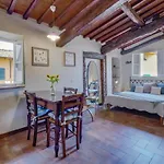 Your Tuscan Escape Апартаменты *